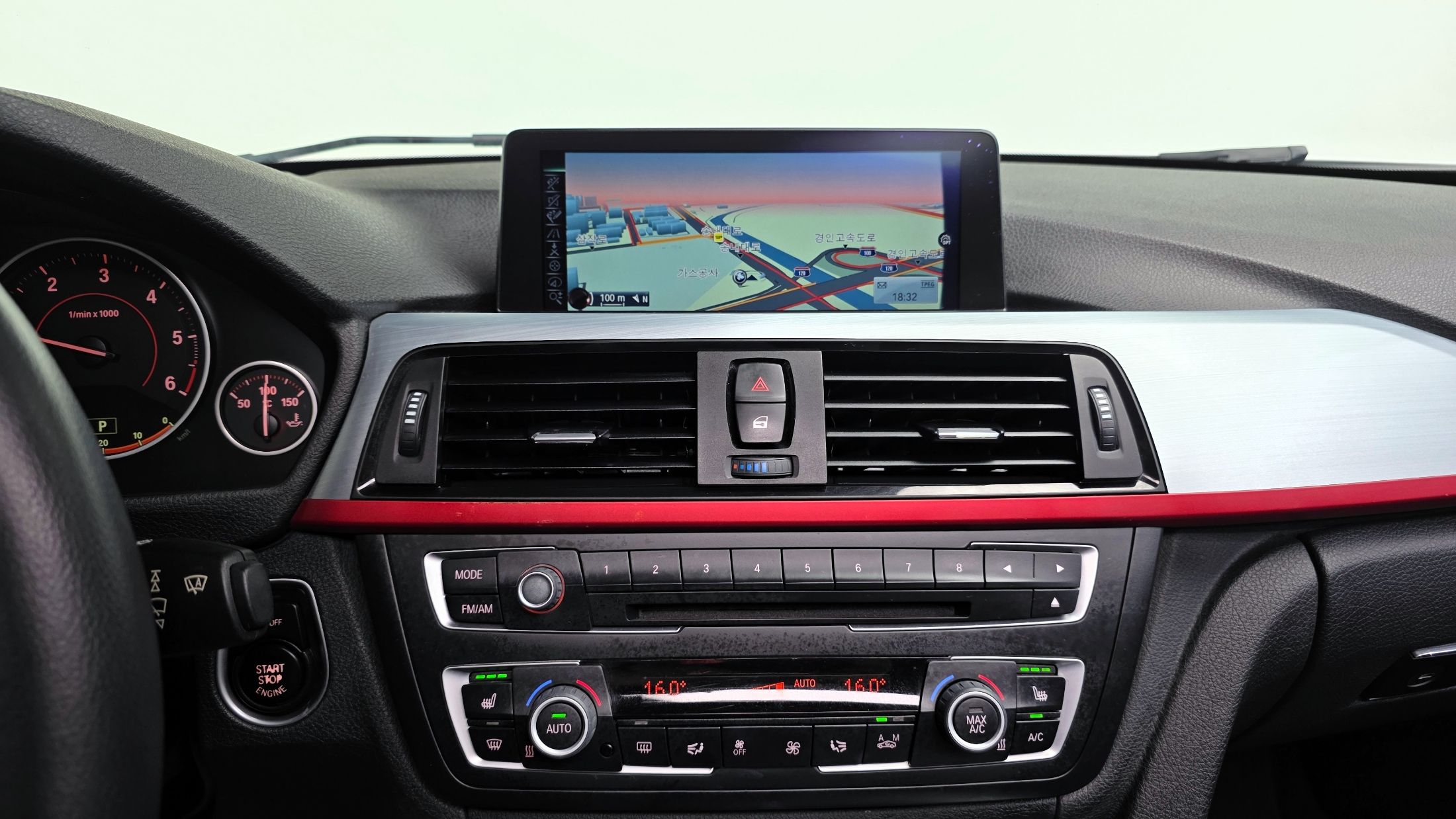 BMW 3-SERIES F30 2014