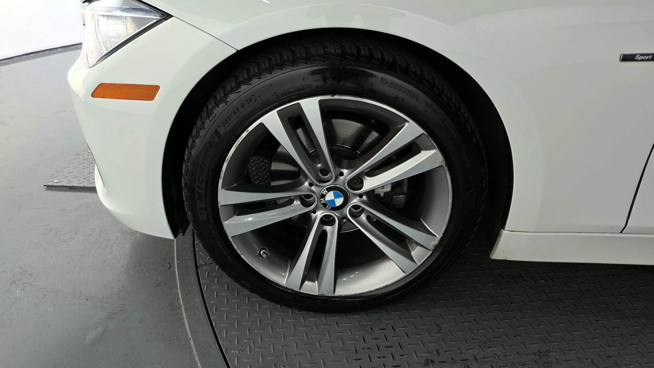 BMW 3-SERIES F30 2014
