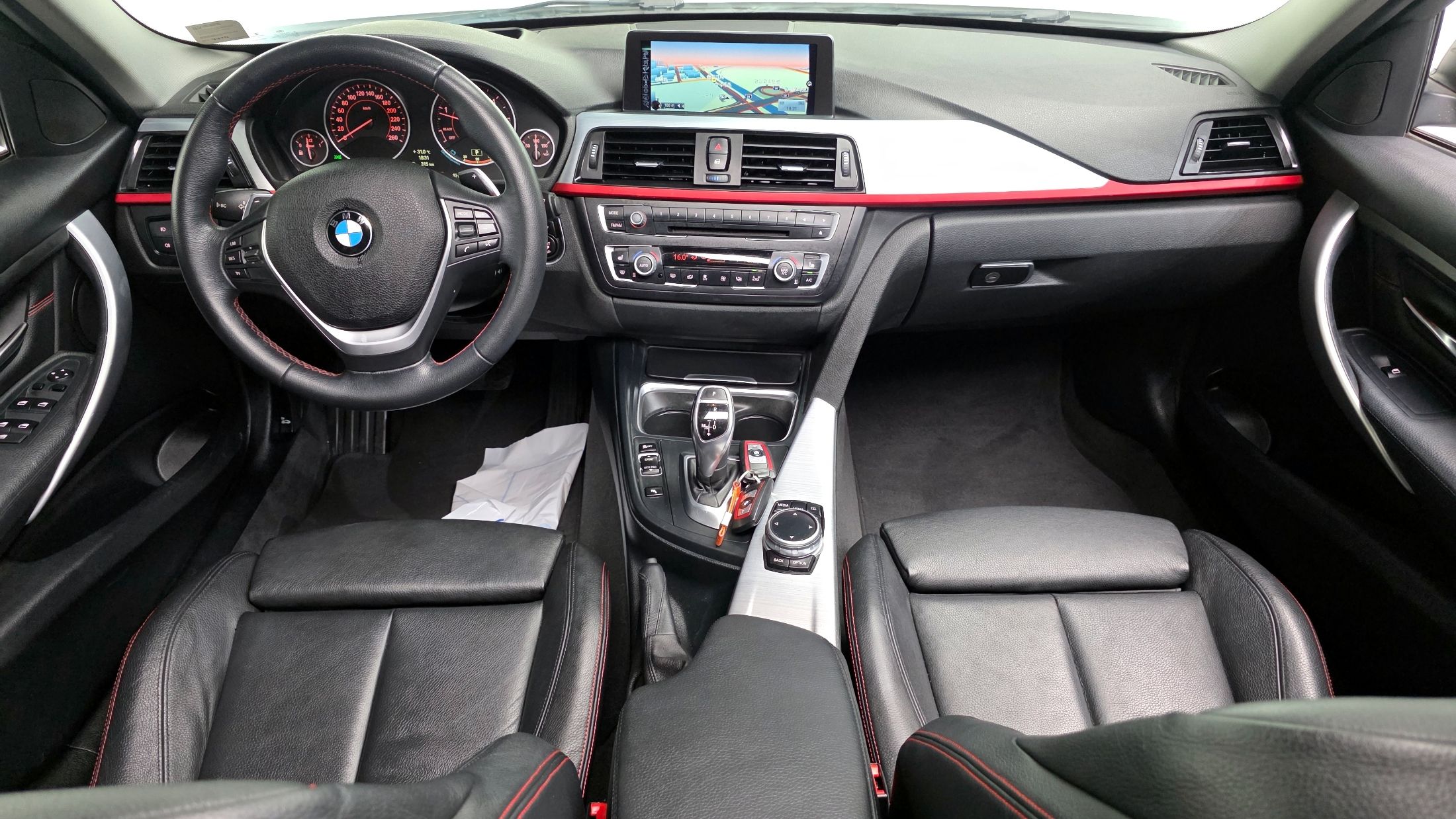 BMW 3-SERIES F30 2014