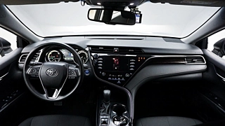 TOYOTA CAMRY XV70 2020