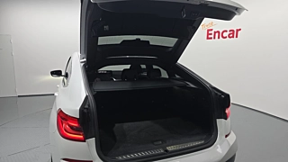 BMW 6-SERIES GT G32 2021