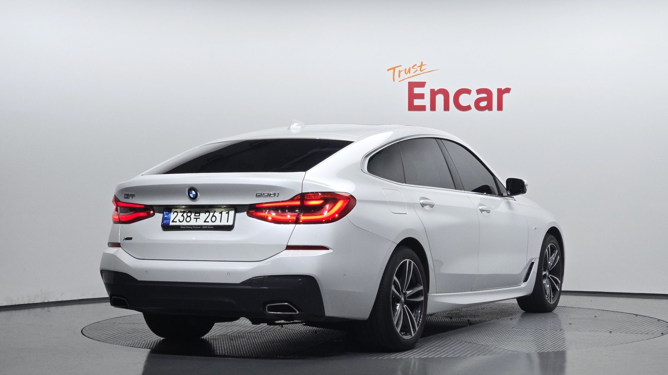 BMW 6-SERIES GT G32 2021