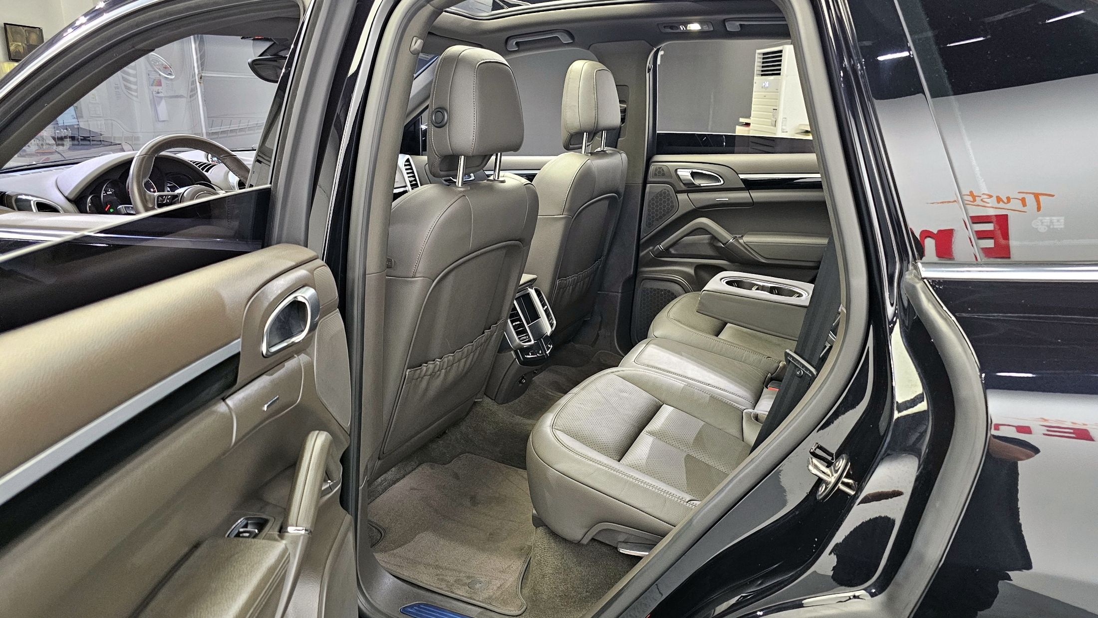 PORSCHE CAYENNE 2015