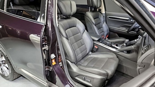 SAMSUNG QM6 2019
