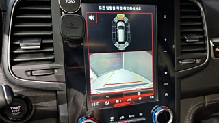 SAMSUNG QM6 2019