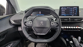 PEUGEOT 5008 2022