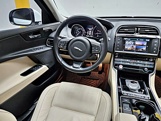 JAGUAR XE 2016