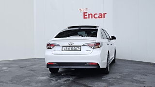 HYUNDAI LF SONATA HYBRID 2016