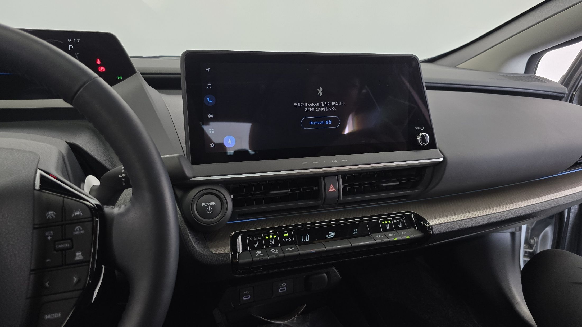 TOYOTA PRIUS 2024