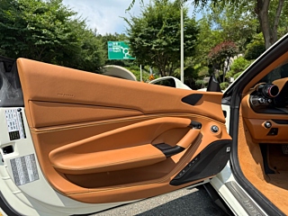 FERRARI F8 SPIDER 2021