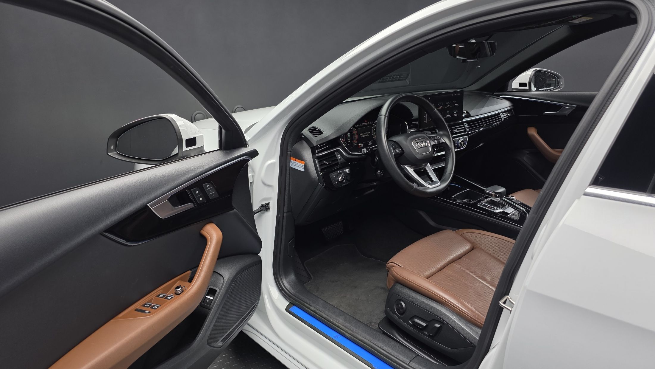 AUDI A4 B9 2021