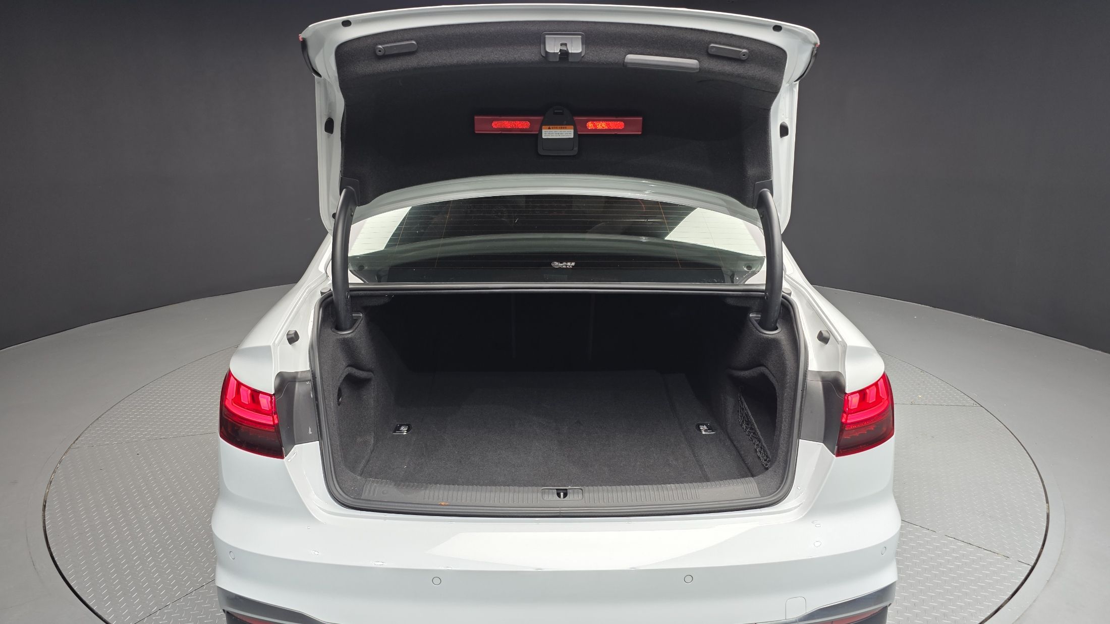 AUDI A4 B9 2021