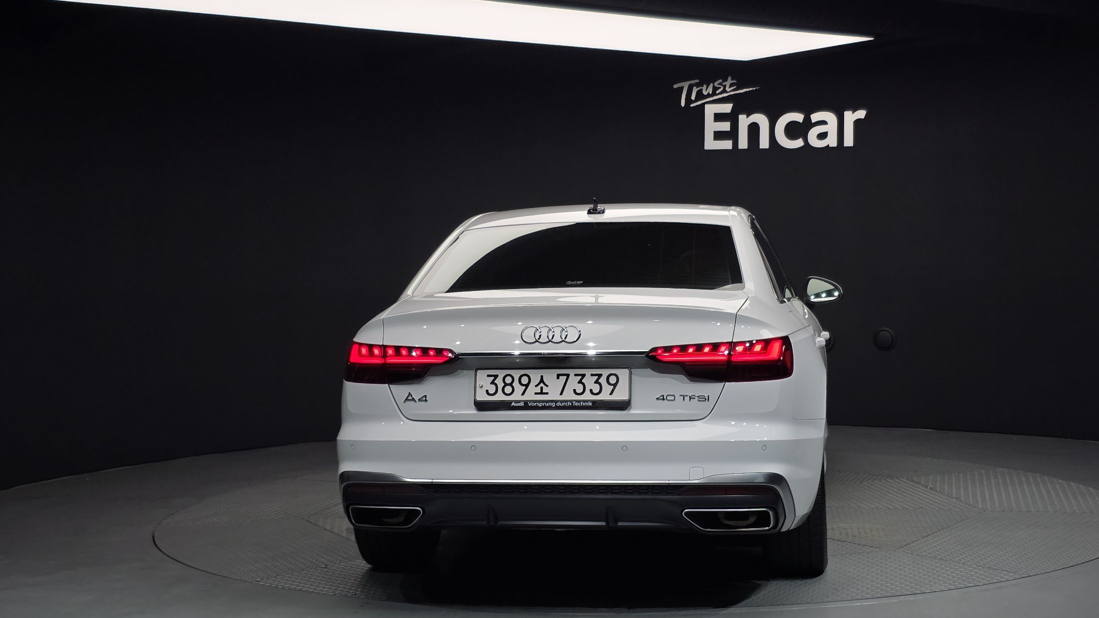 AUDI A4 B9 2021