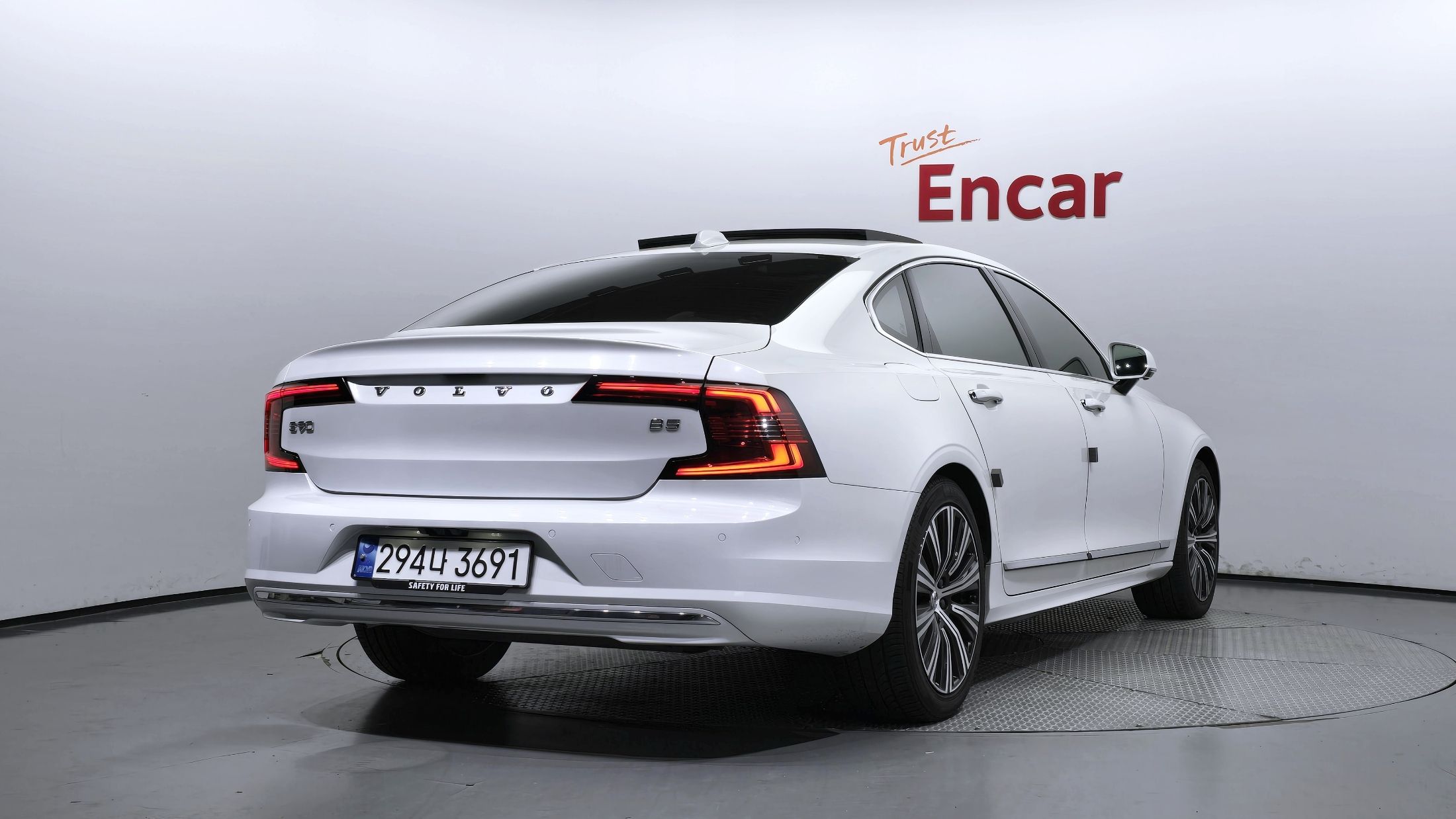 VOLVO S90 2021