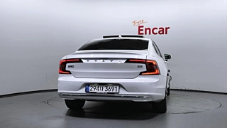 VOLVO S90 2021
