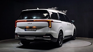 KIA CARNIVAL  2024