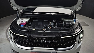 KIA CARNIVAL  4 GENERATION 9 Seater Noblesse 2024