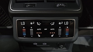 AUDI A7 4K 2021