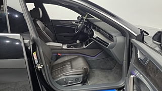 AUDI A7 4K 2021