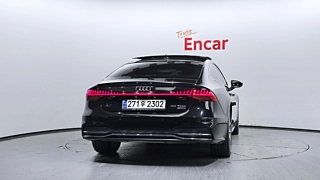 AUDI A7 4K 2021