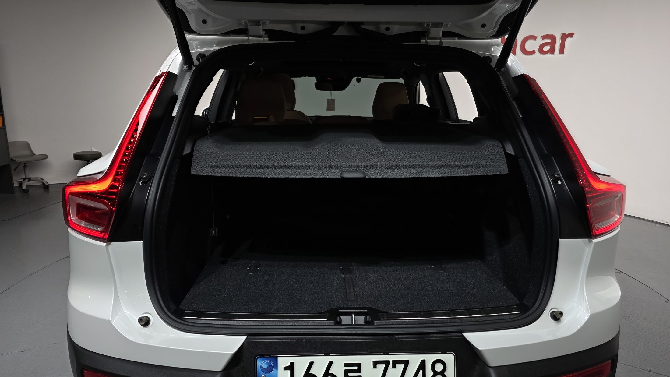 VOLVO XC40 2021