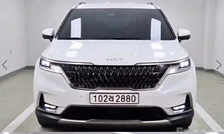 KIA CARNIVAL 4 GENERATION 9 Seater Noblesse 2022