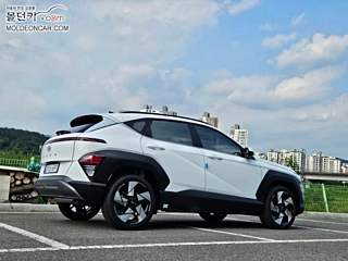 Заказать HYUNDAI KONA SX2