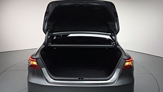 TOYOTA CAMRY XV70 2023