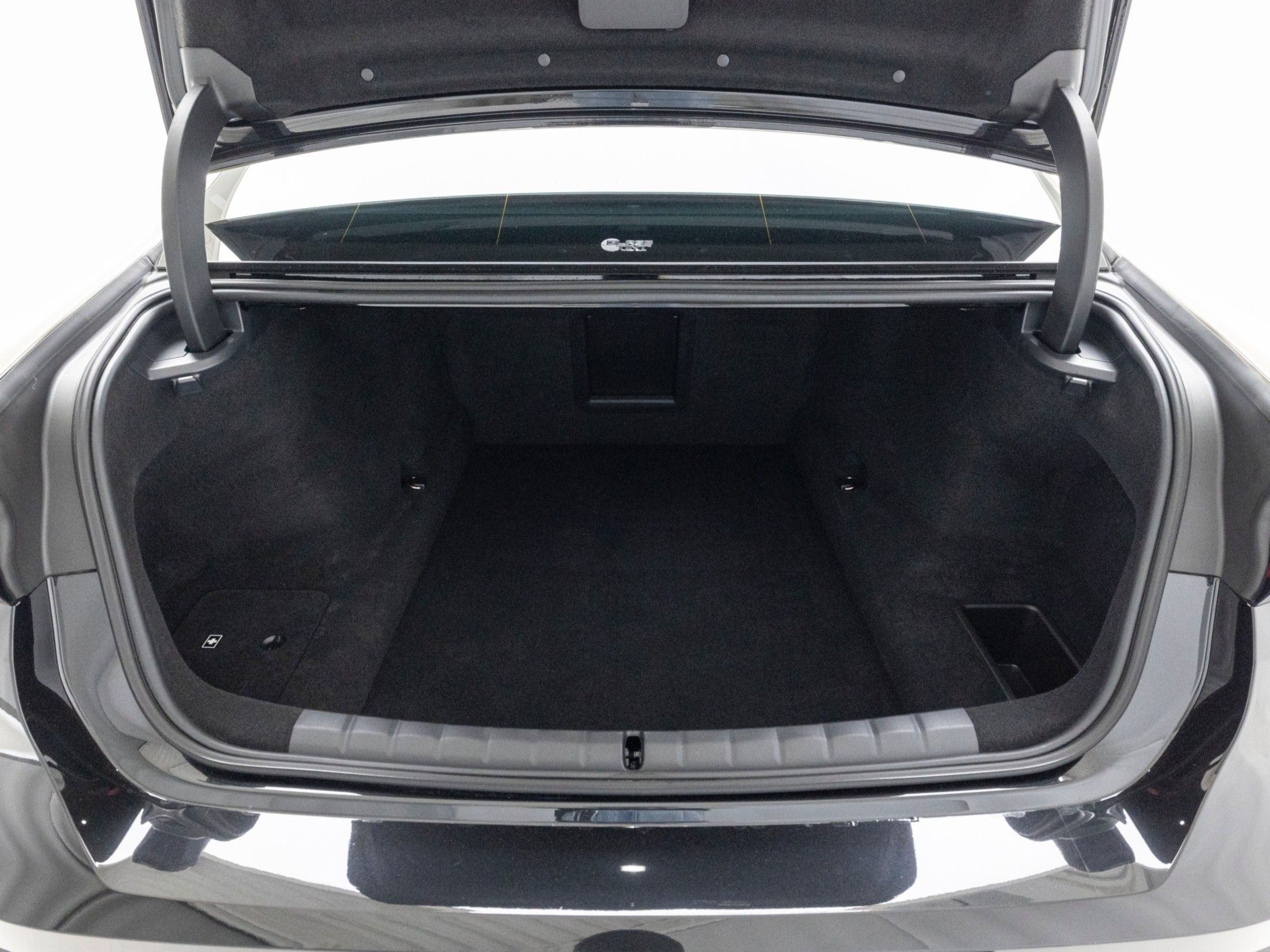 BMW 7-SERIES G70 2025