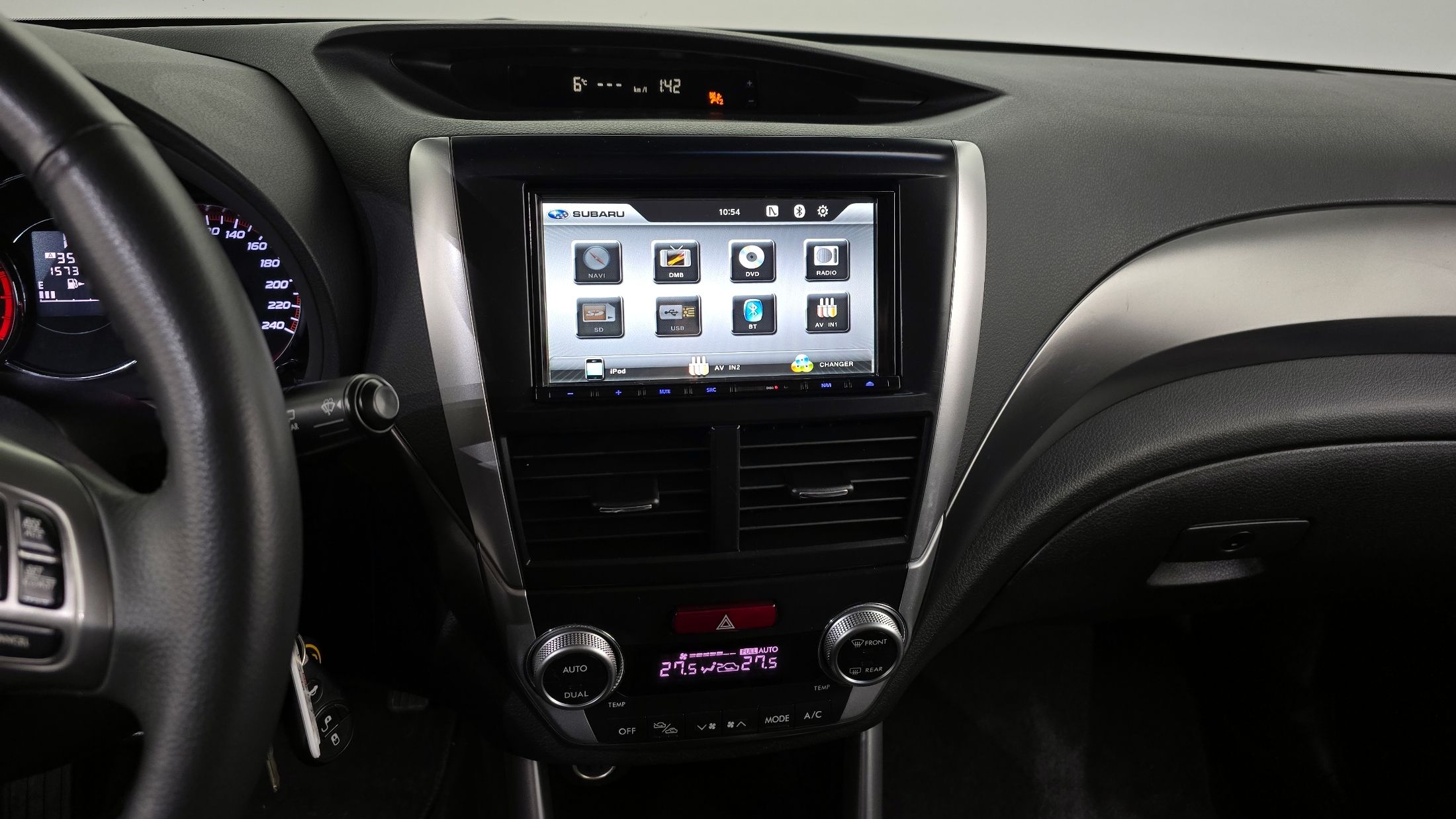 SUBARU FORESTER 2011