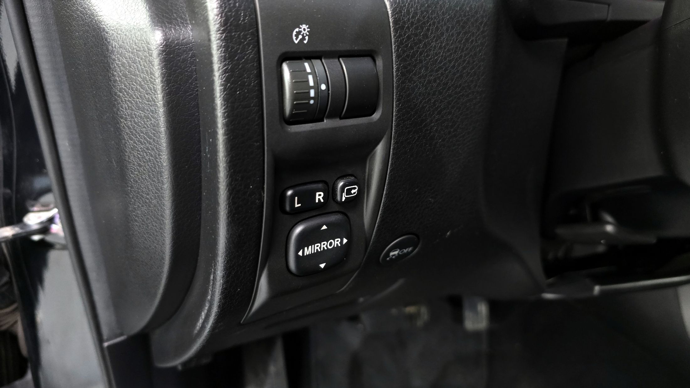 SUBARU FORESTER 2011