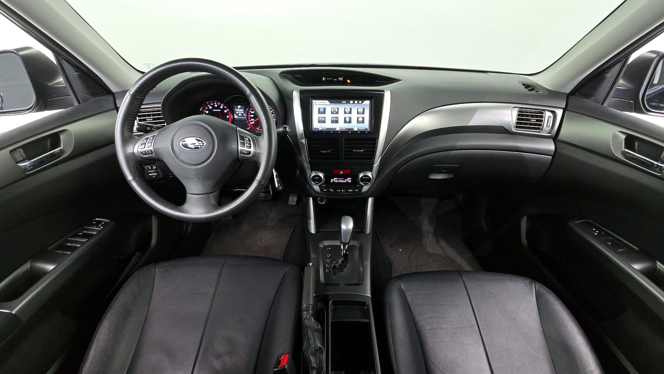 SUBARU FORESTER 2011