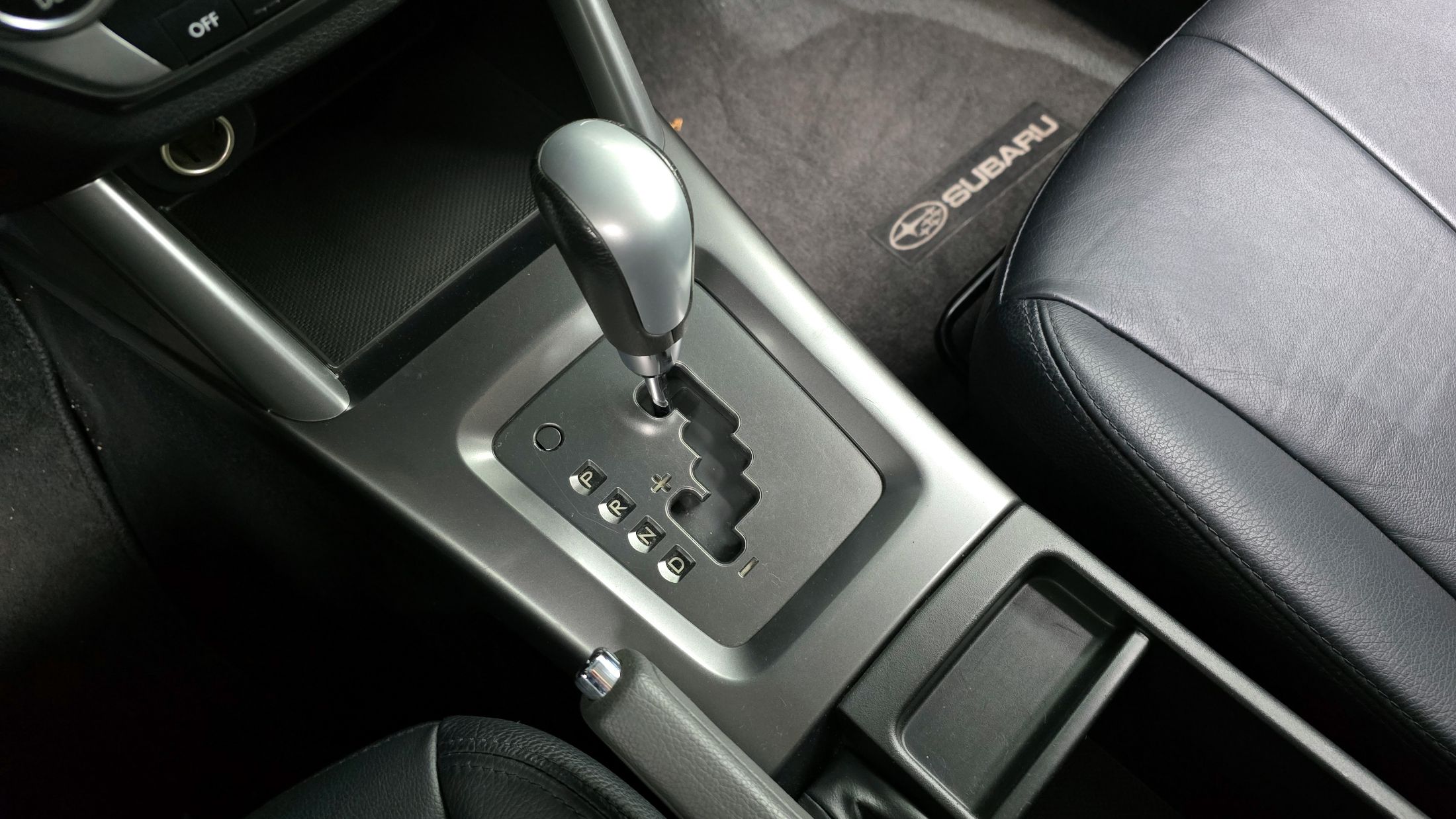 SUBARU FORESTER 2011