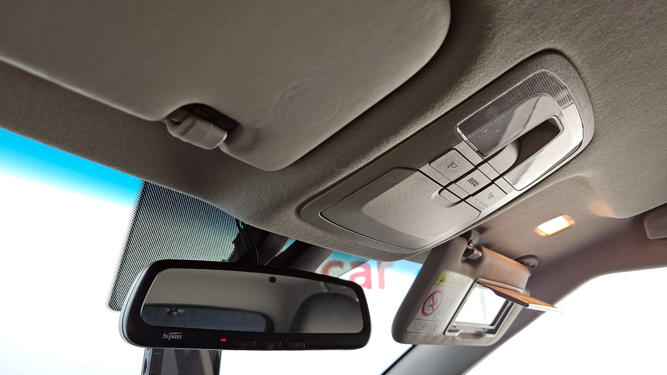 SSANGYONG TIVOLI VERY NEW 2021