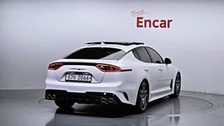 KIA STINGER 2017