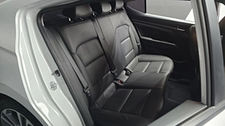 HYUNDAI AVANTE AD 2017