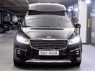 KIA CARNIVAL 2018