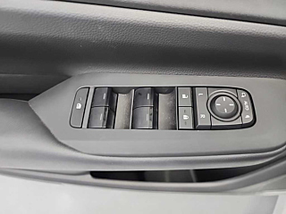 TOYOTA PRIUS  5 GENERATION 2.0 PHEV SE 2023
