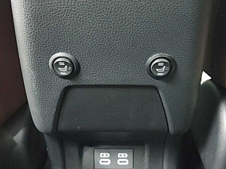 TOYOTA PRIUS  5 GENERATION 2.0 PHEV SE 2023