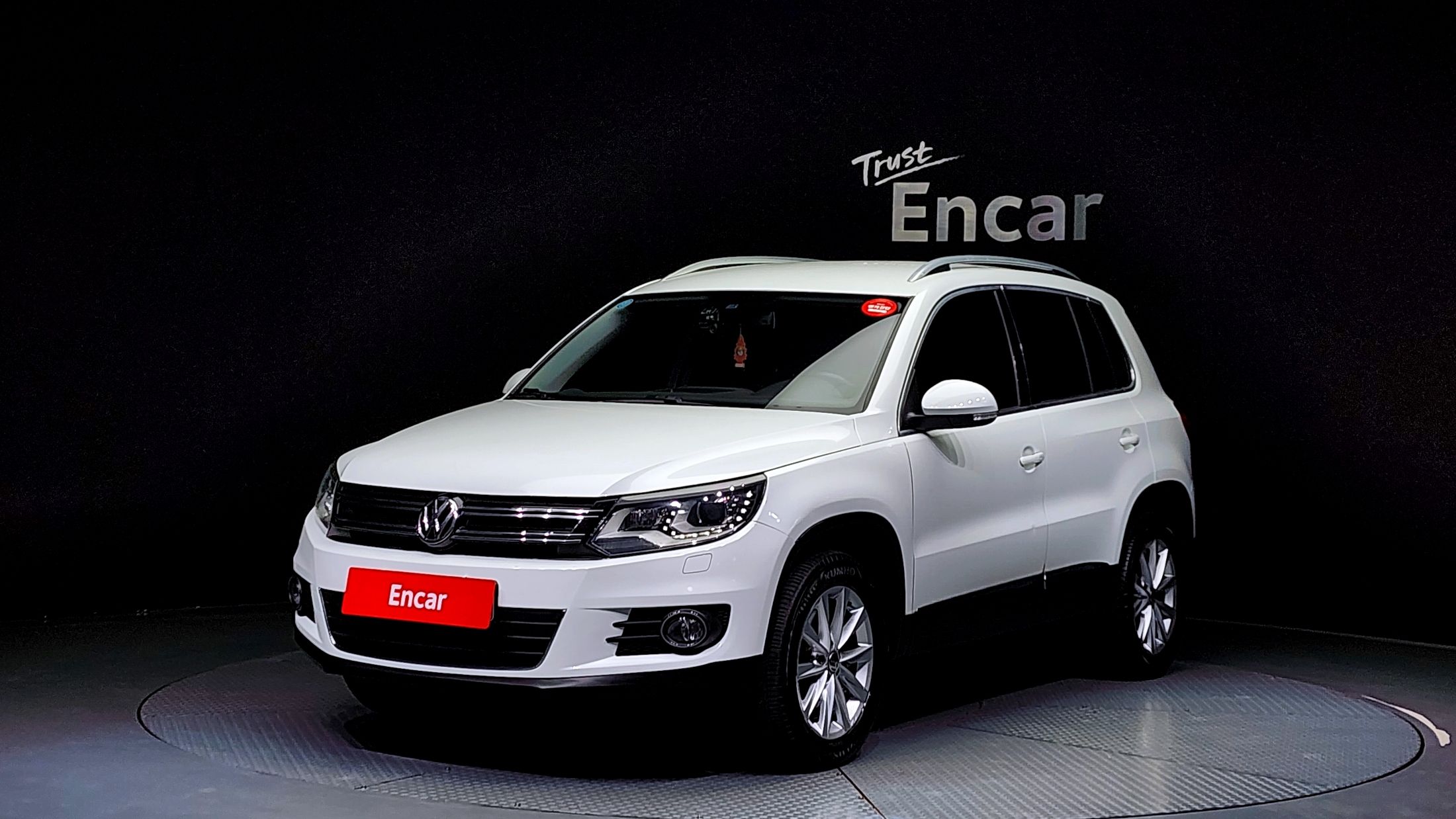 VOLKSWAGEN TIGUAN 2014