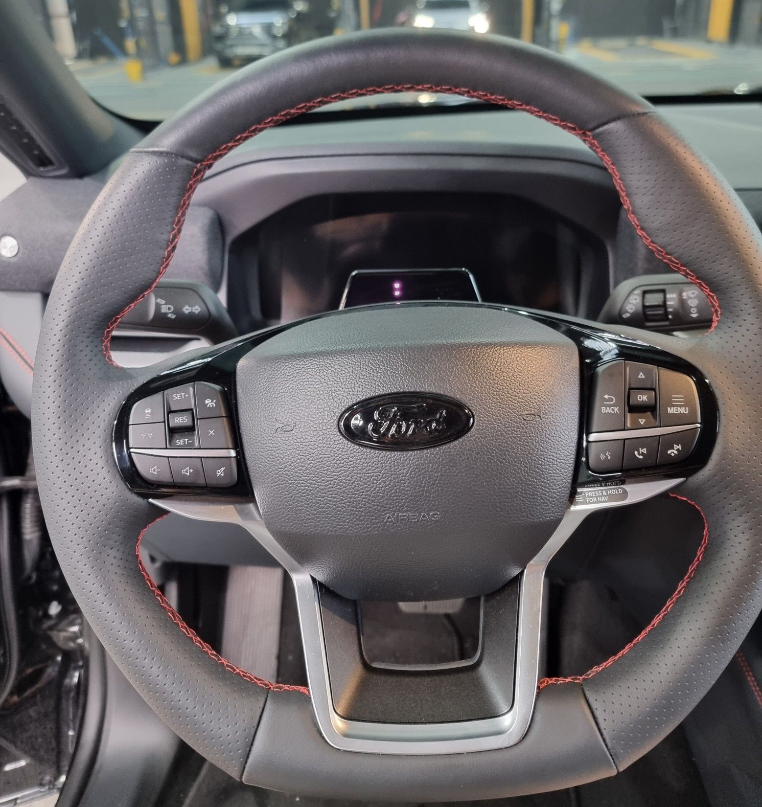 FORD EXPLORER