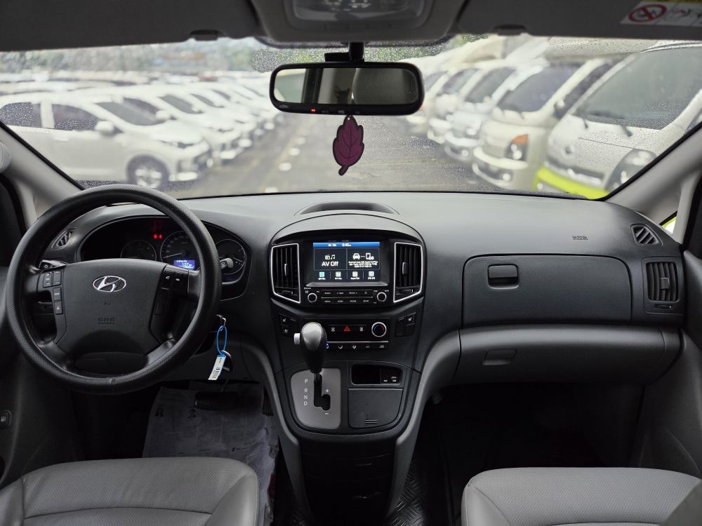 HYUNDAI STAREX GRAND 2021