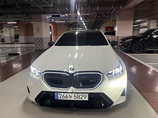 Заказать BMW M5 G90