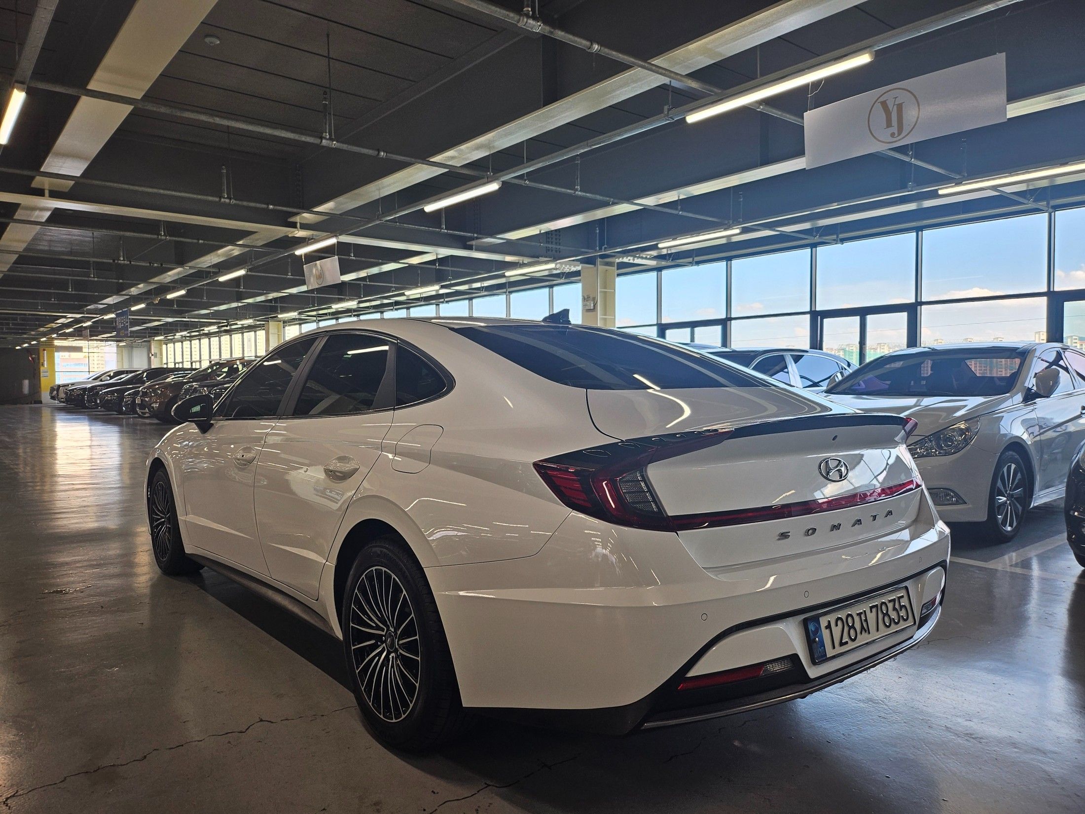 HYUNDAI SONATA HYBRID DN8 2021