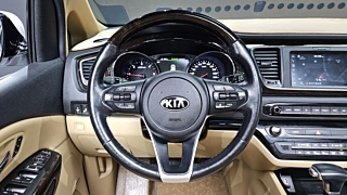 KIA CARNIVAL 2018