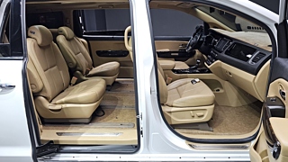 KIA CARNIVAL 2018