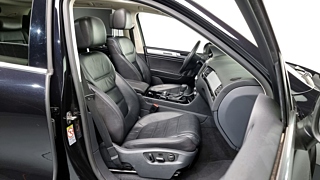 VOLKSWAGEN TOUAREG 2016