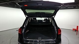 VOLKSWAGEN TOUAREG 2016