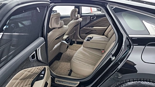 KIA K8  2.5 Gasoline 2WD 2023