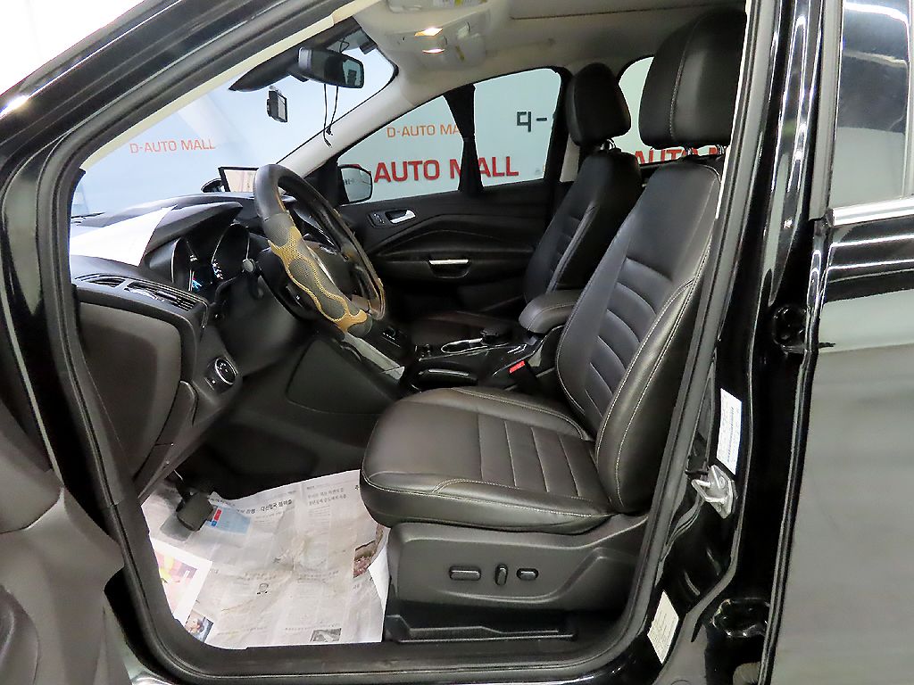 FORD ESCAPE